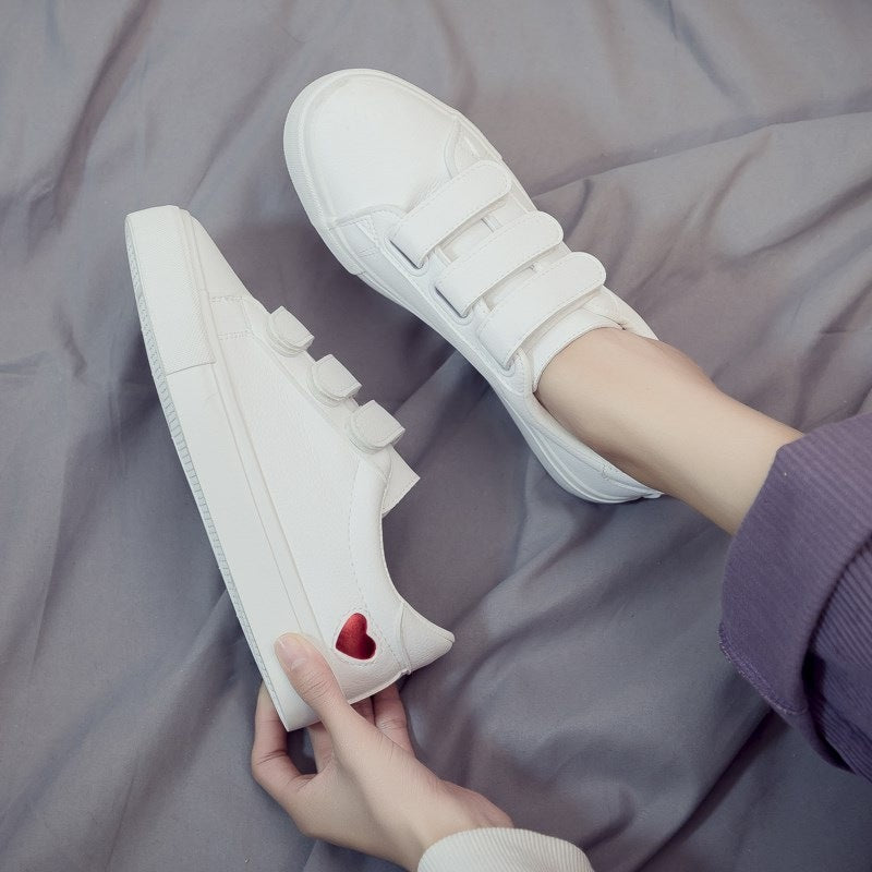 Korean student white shoes