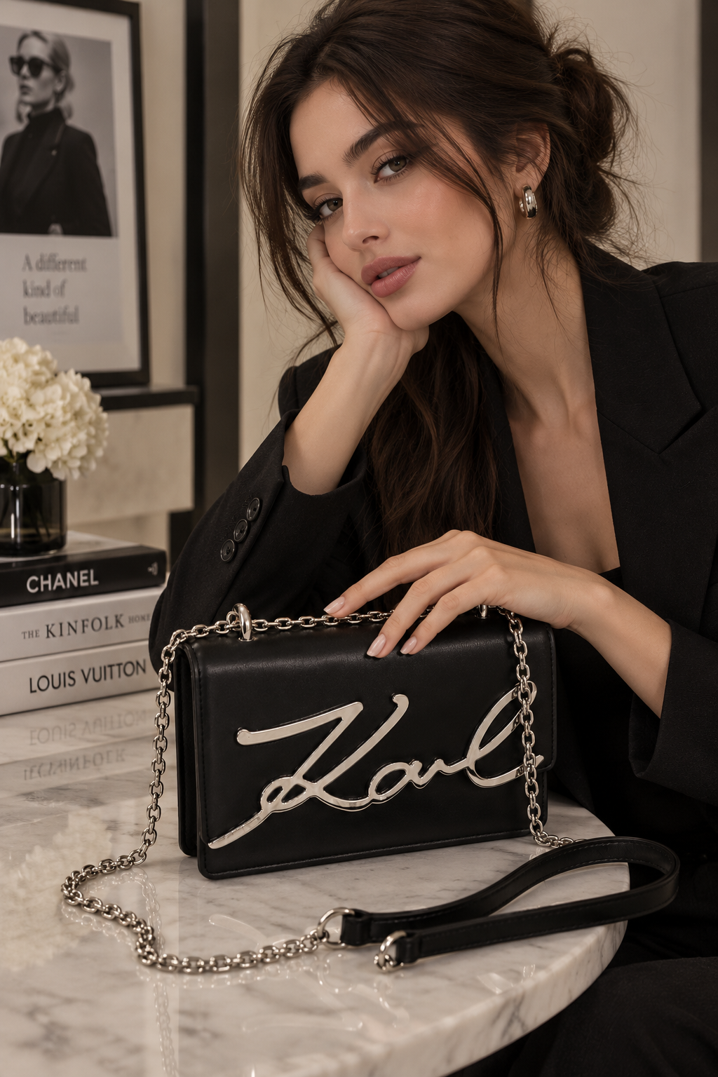 Karl Lagerfeld Paris MAYBELLE CAMERA CROSSBODY