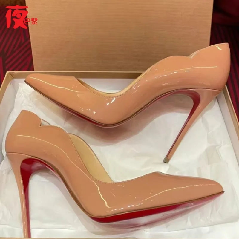 Curved edge shallow mouth gradient high heels