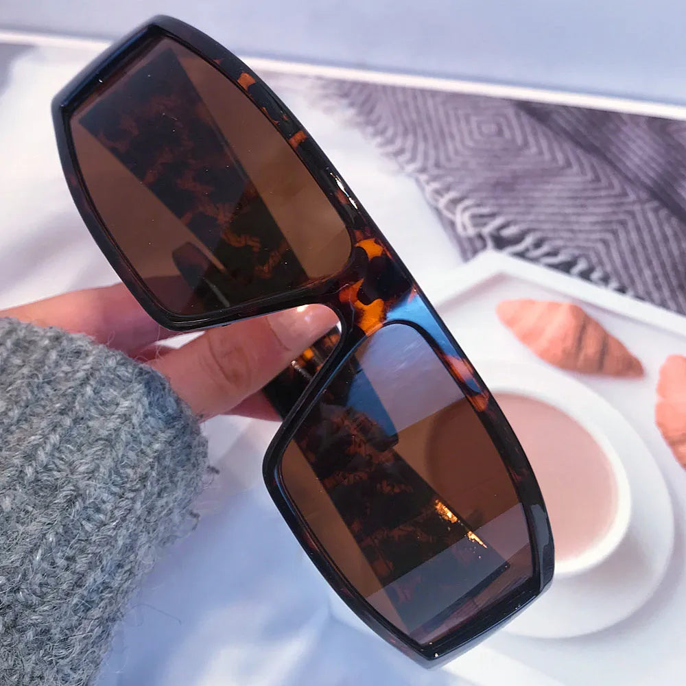 one piece arc rectangle black sunglasses
