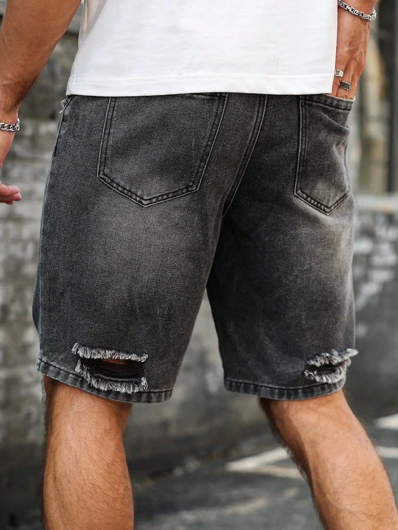 Men's distressed shorts, fashionable jeans, summer casual style, mid-waist, light color,