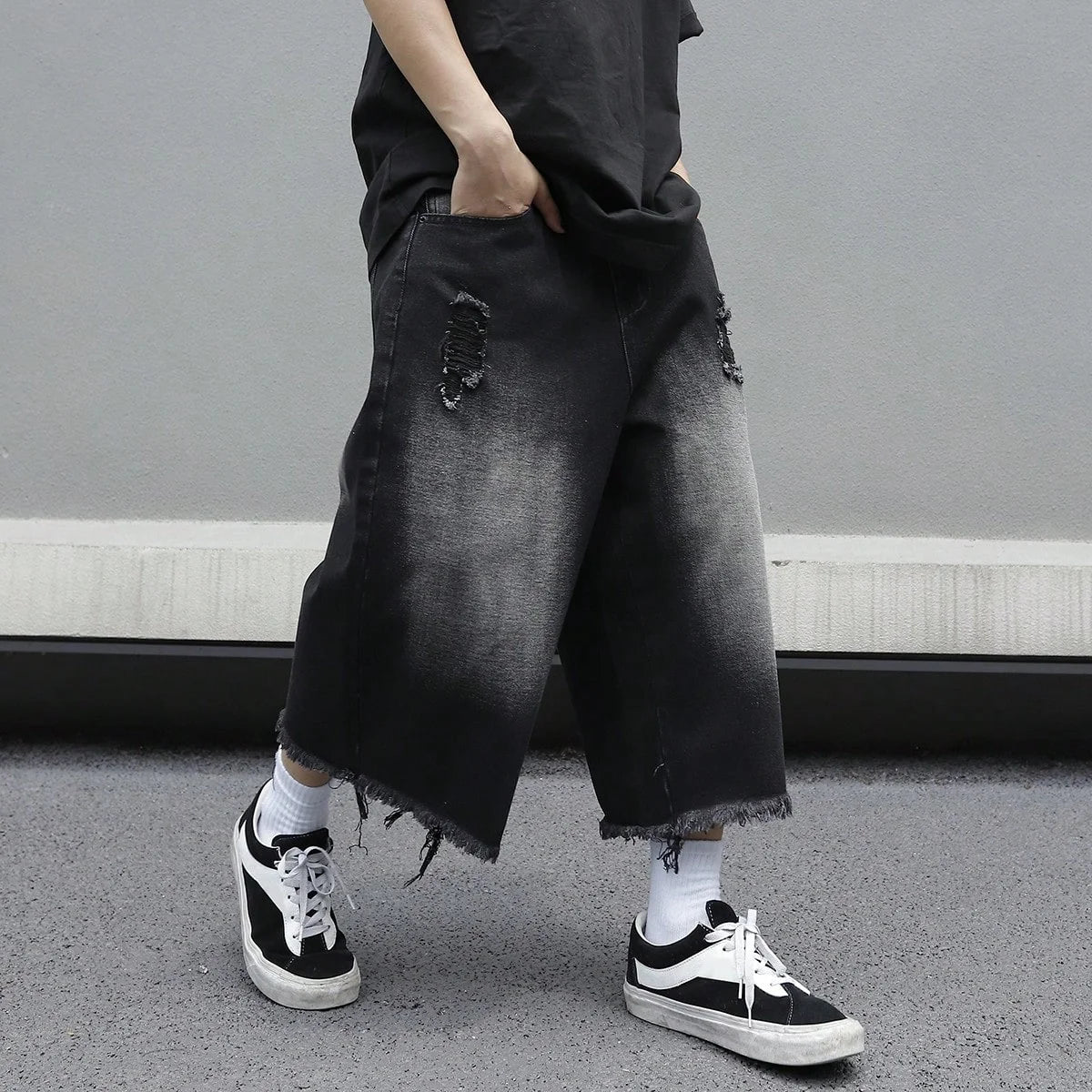 Men's Loose Ripped Denim Jeans 7 Point Calf Length Wide Leg Trousers